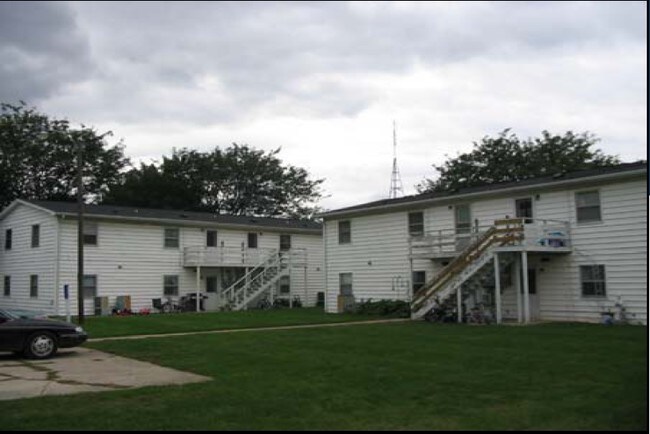 Building Photo - Village Place Apartments