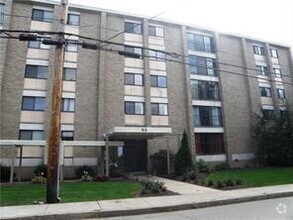 Building Photo - 53 Academy Ave