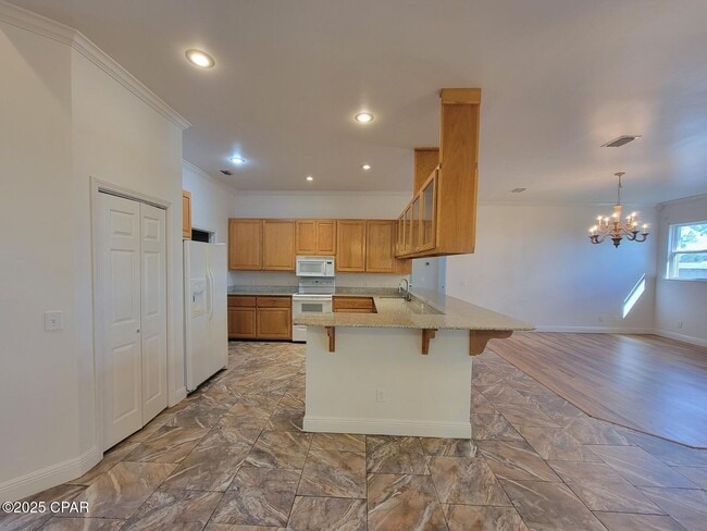 Building Photo - 7327 Rodgers Dr