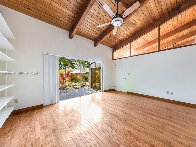 Building Photo - 9055 SW 78th Ct