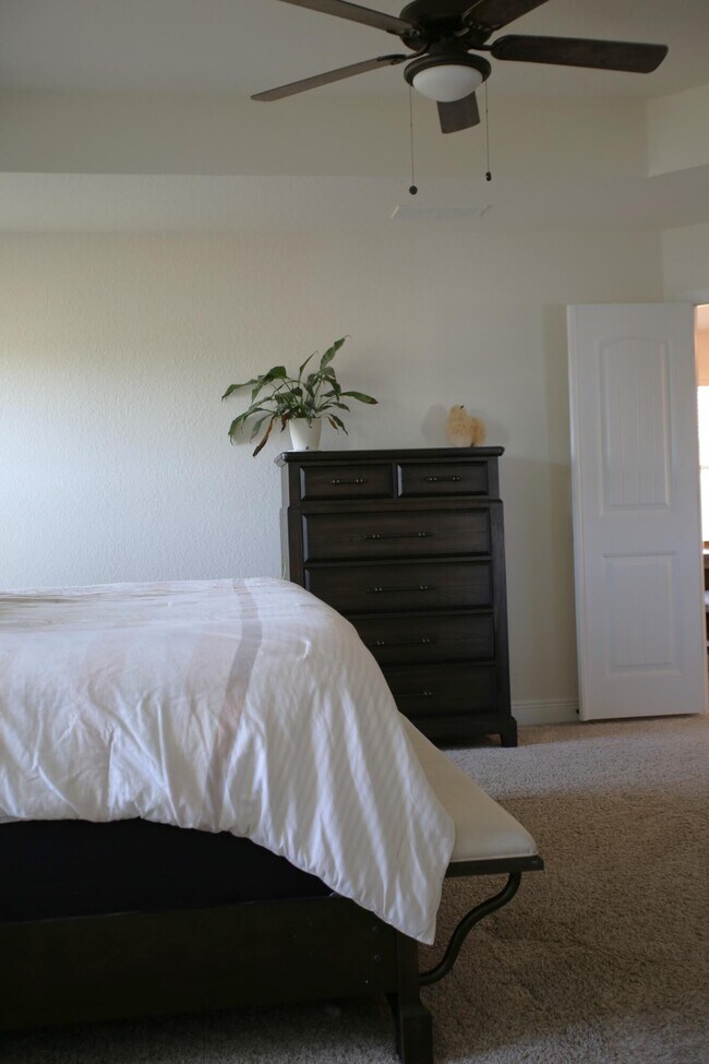 Building Photo - 6342 Red Pepper Dr