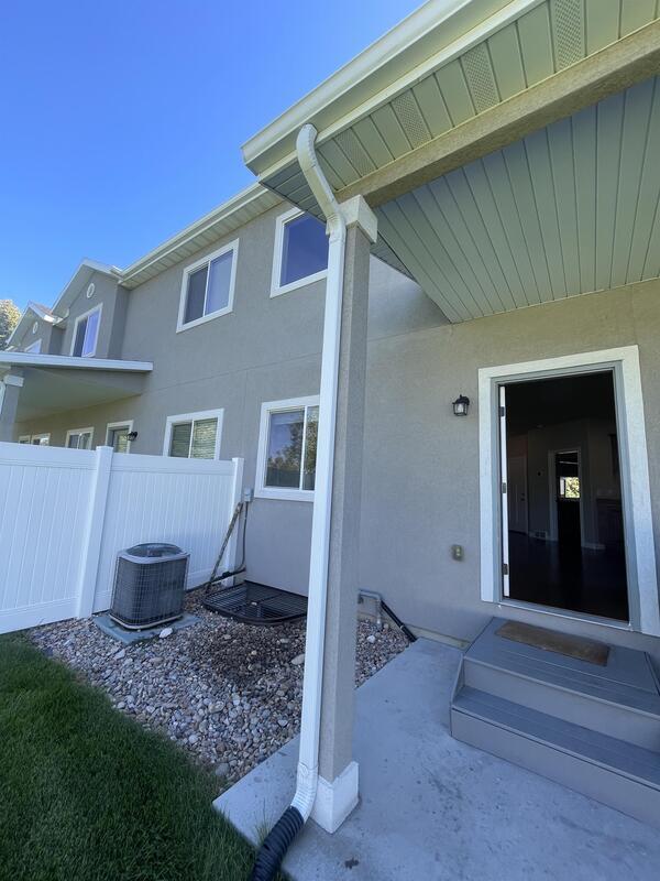 Building Photo - 1166 S 200 E