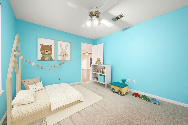 Building Photo - 18311 Oak Hampton Dr