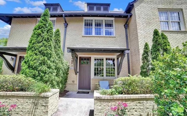 Building Photo - 202 Barristers Ct