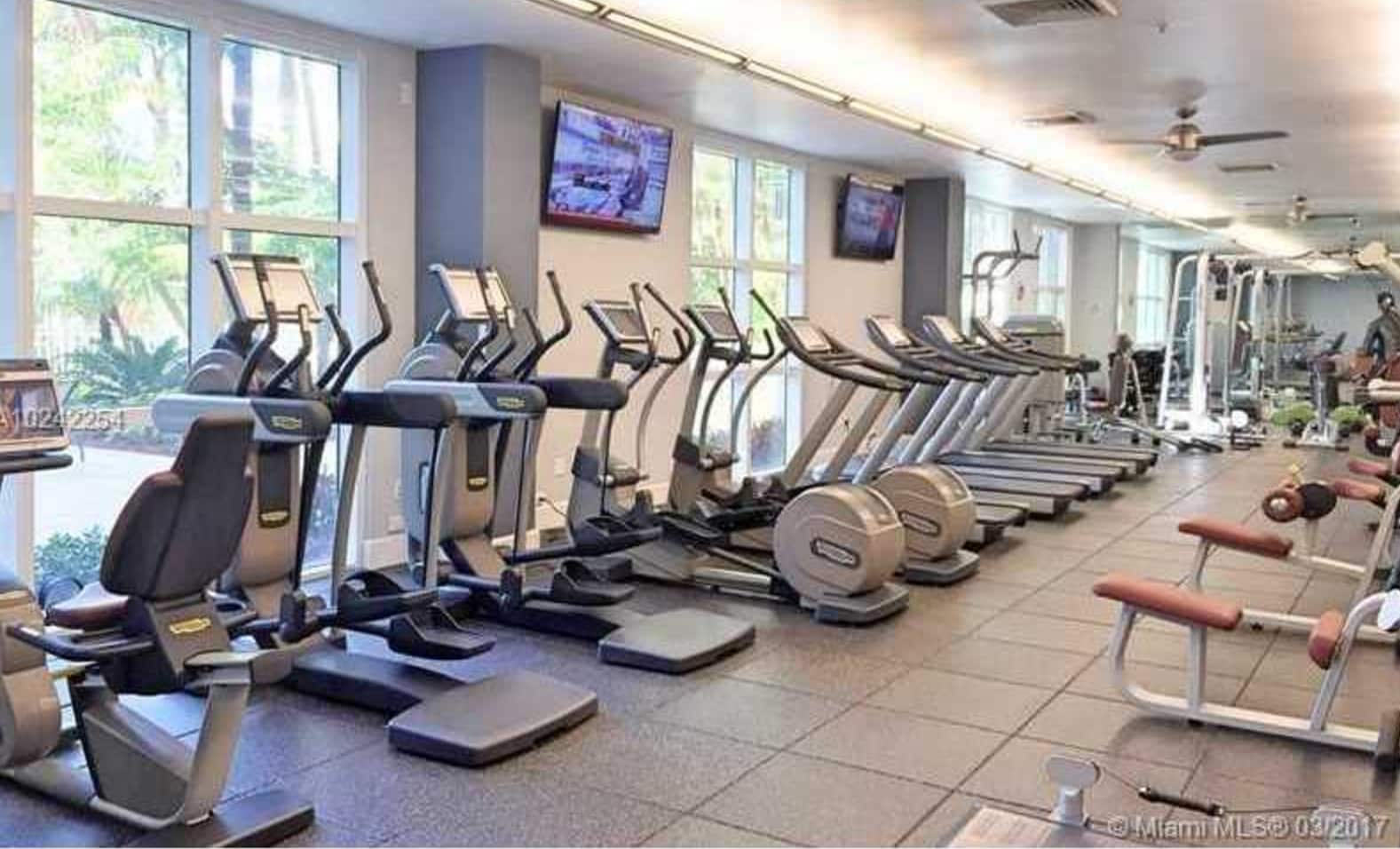 Building Photo - 2001 Biscayne Blvd