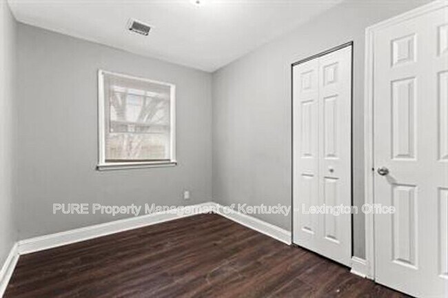 Building Photo - 1013 Patricia Ln