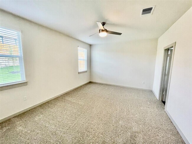 Building Photo - 2413 Sisterdale Ln