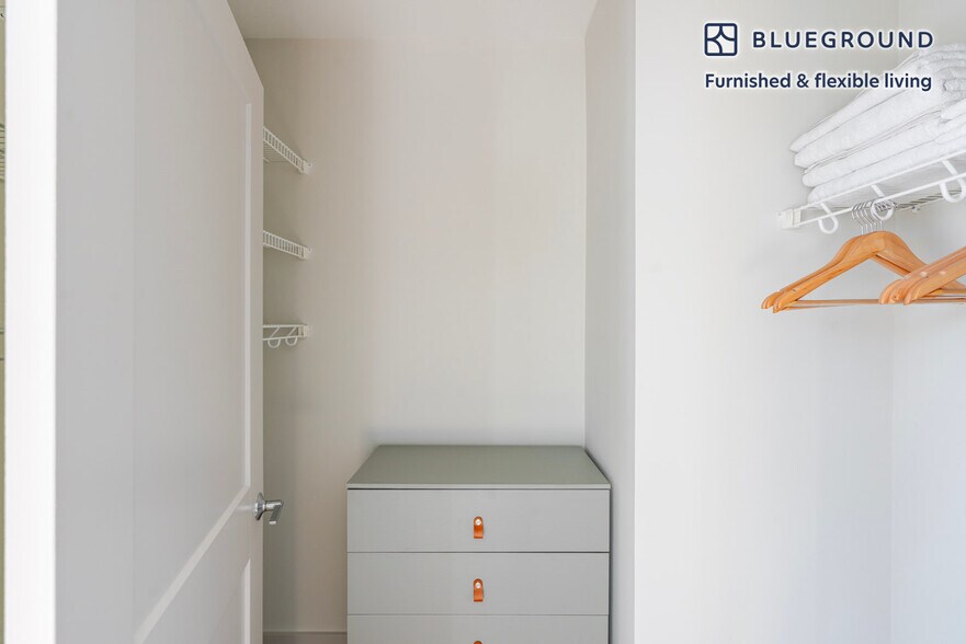 Building Photo - 60 I St SW