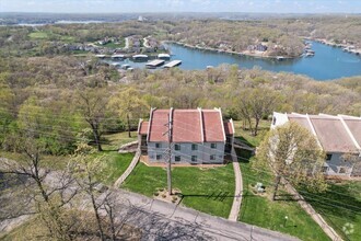 Building Photo - 15 Monterey Dr