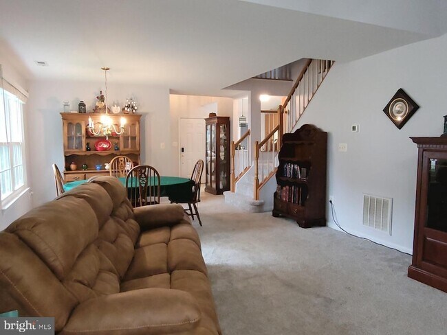 Building Photo - 11611 Hampshire Ct