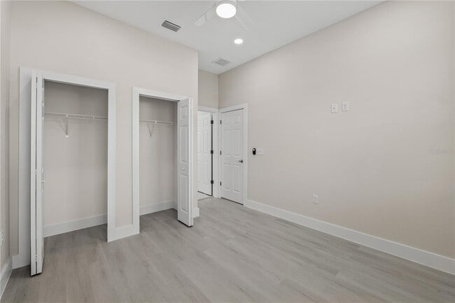 Building Photo - 6976 BELLTREE Ct