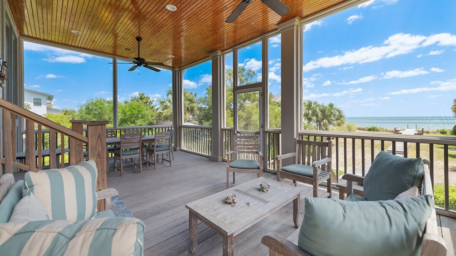 Building Photo - 321 Pioneer Loop