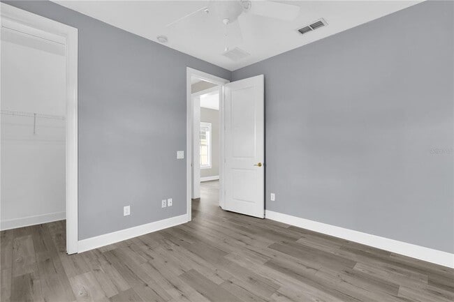 Building Photo - 1222 Roycroft Ave