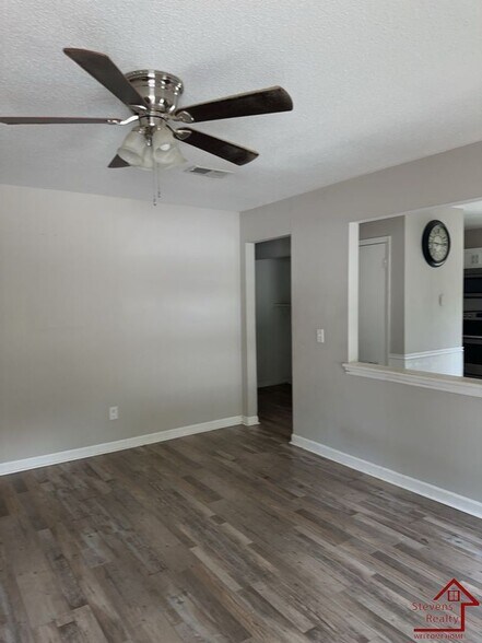 Building Photo - 4380 Delashmitt Rd