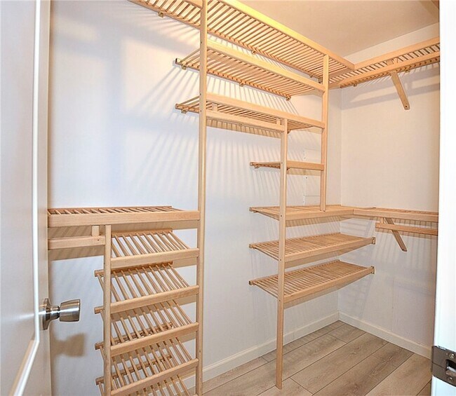 Building Photo - 50 Woodland Dr