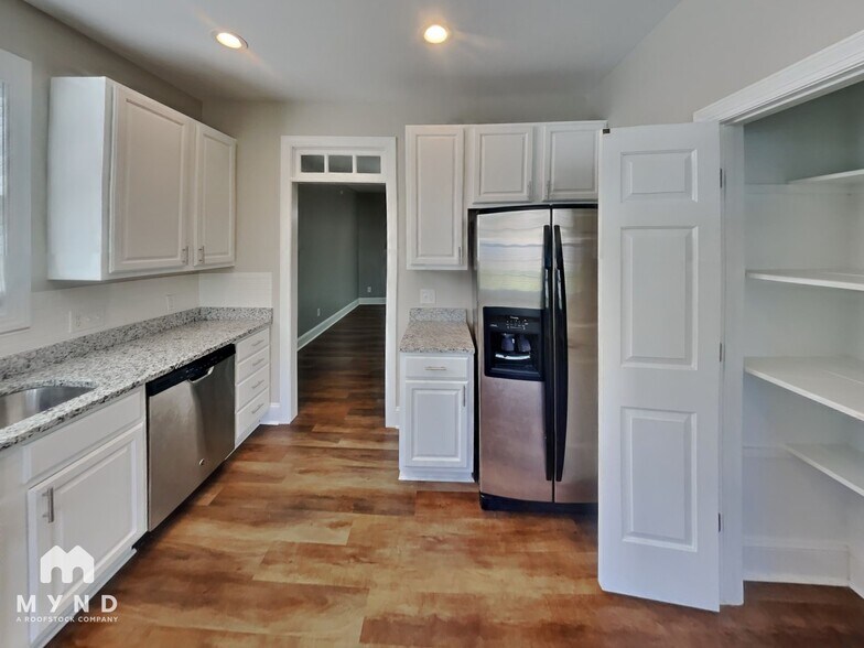 Building Photo - 2412 Farlow Gap Ln