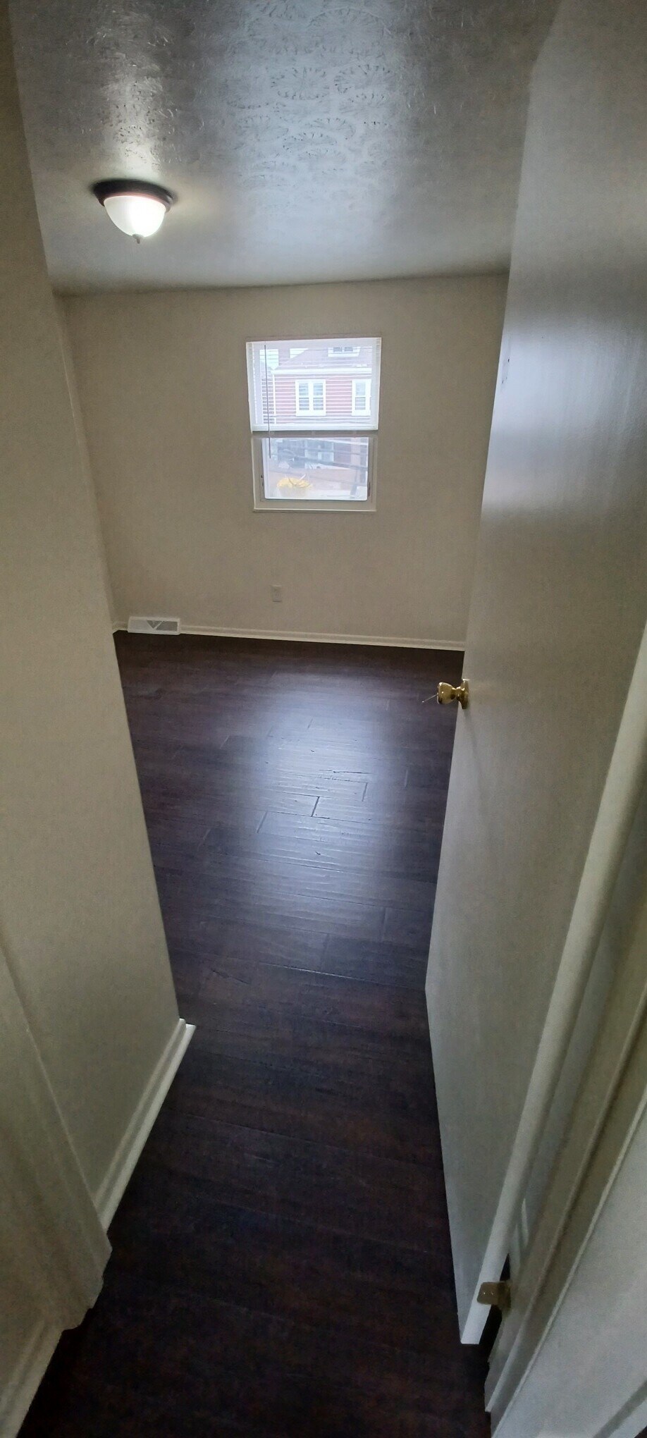 Building Photo - 604 Bigelow St