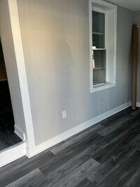 Building Photo - 1226 Clover Ln