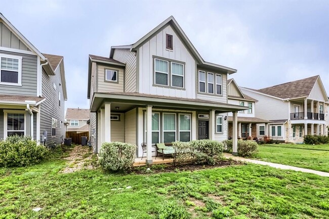 Building Photo - 2432 Berryville Ln