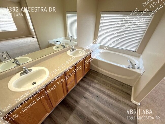 Building Photo - 1392 Ancestra Dr