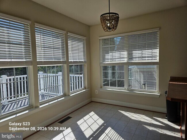 Building Photo - 234 Whirlaway Ln