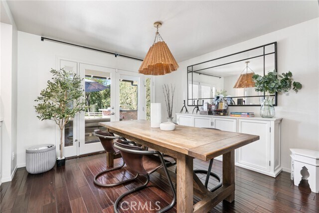 Building Photo - 285 Sierks St