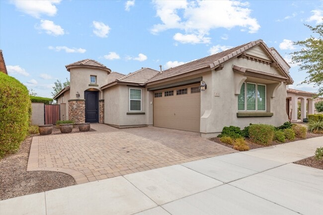 Building Photo - 4713 S Aileron Ln
