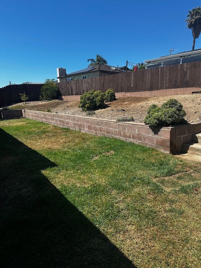 Building Photo - Beautiful 3 bedroom 1 Bath Home near SDSU
