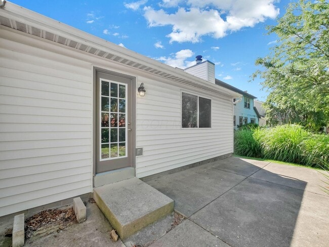 Building Photo - 5715 Longford Dr