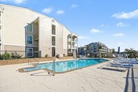 Building Photo - 307 Yacht Club Ln