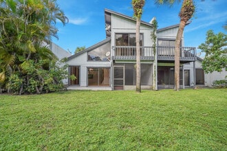 Building Photo - 100 Sparrow Dr