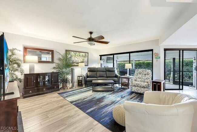 Building Photo - 1914 SE 40th Terrace