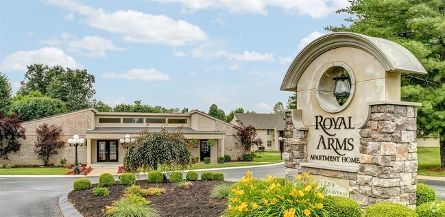 Building Photo - Royal Arms of Owensboro