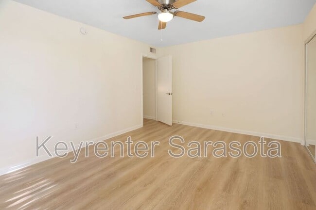 Building Photo - 4946 25th St W