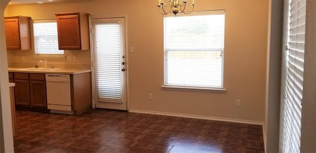 Building Photo - 305 Deer Run Dr