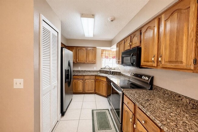 Building Photo - 1108 Dartford Dr