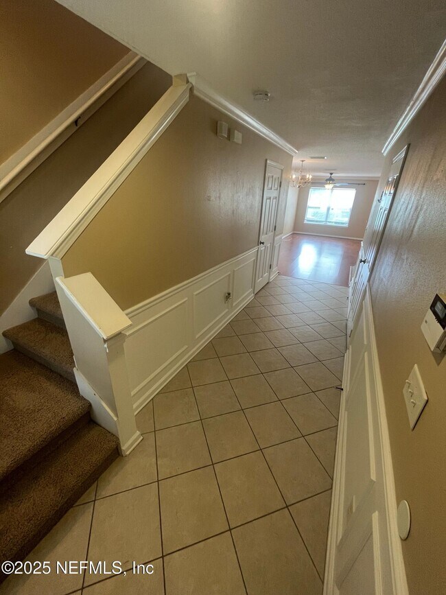 Building Photo - 1500 Calming Water Dr