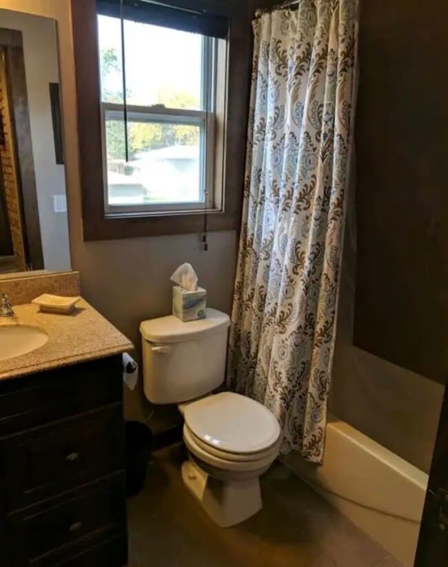 Building Photo - 754 Spring Rd