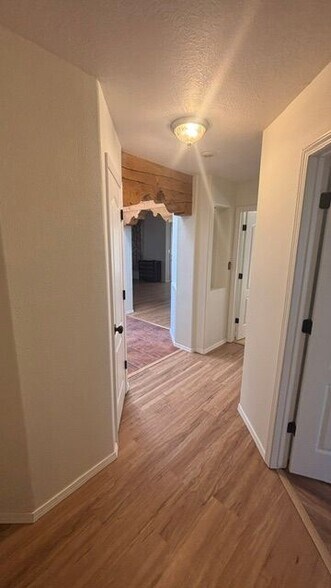Building Photo - 1429 Tiffany Ln SE
