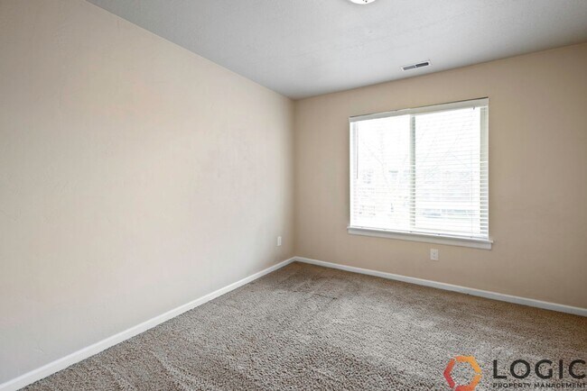 Building Photo - 7909 Spring Station Way