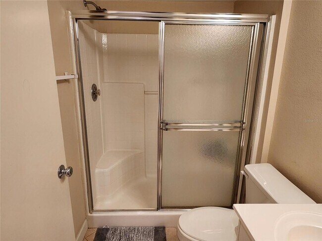 Building Photo - 6105 Bahia Del Mar Cir N