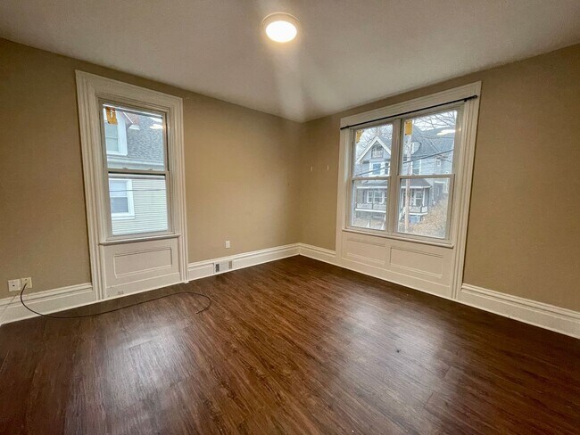 Building Photo - 240 Lafayette Ave