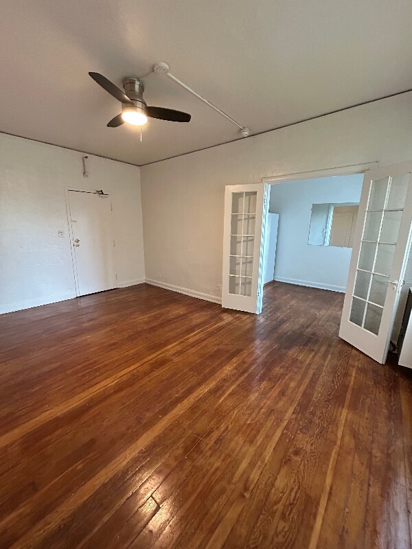 Building Photo - 1523 N McCadden Pl