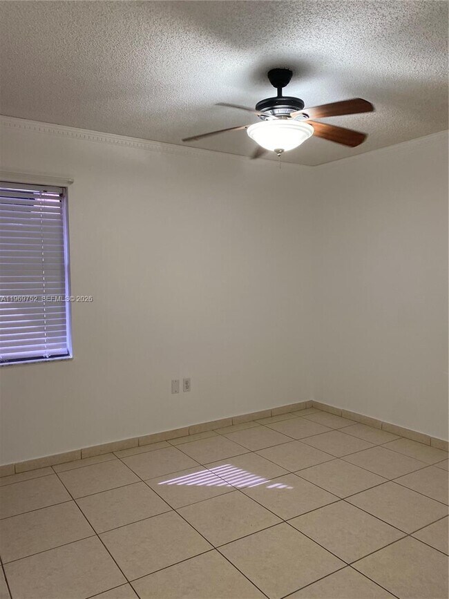 Building Photo - 720 NW 123rd Ave