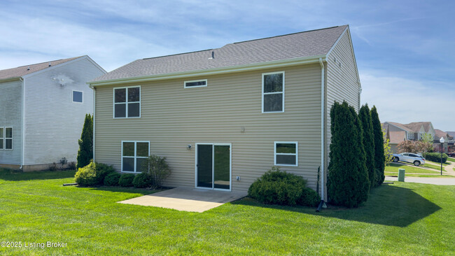 Building Photo - 17013 Green Crest Ln