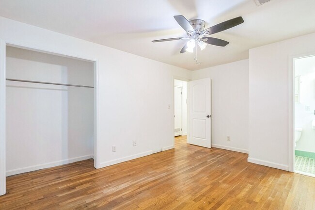 Building Photo - Charming 3BR House in Decatur