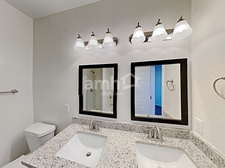 Building Photo - 150 Texas Thistle