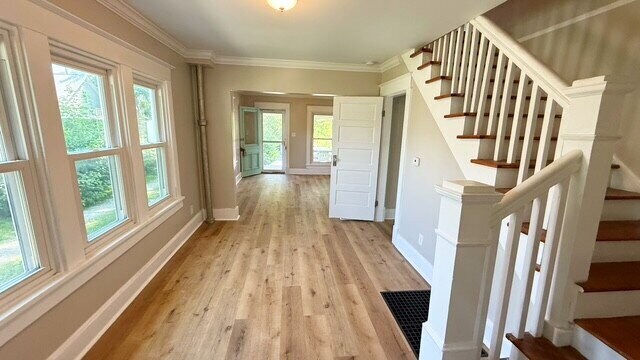 Building Photo - BATES HENDRICKS/GARFIELD PARK - 4 BR BEAUTIFULLY RENOVATED AVAILABLE NOW!