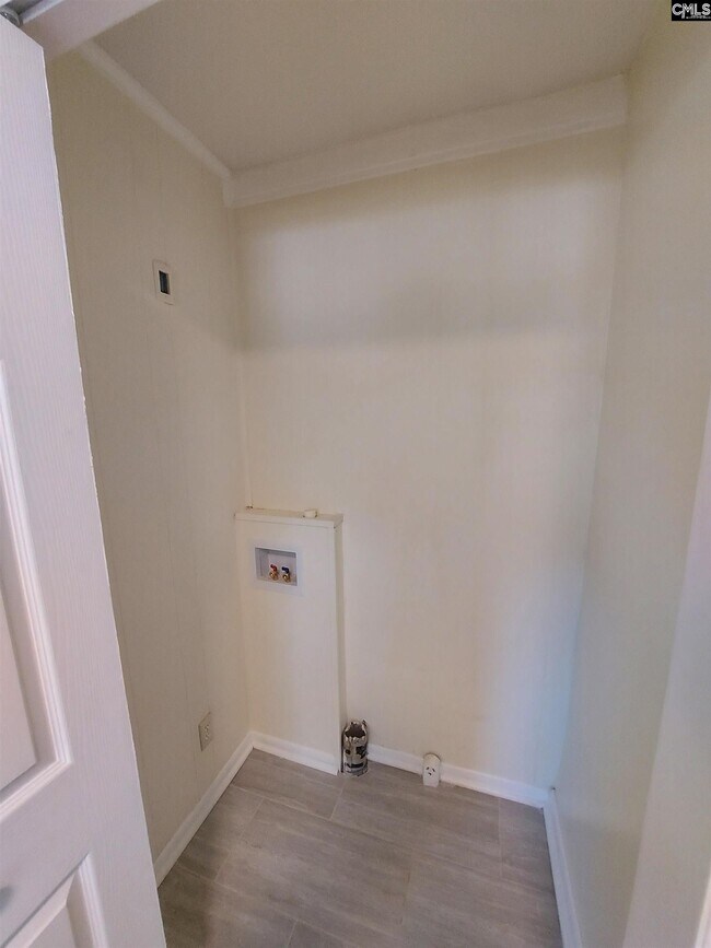 Building Photo - 1713 Lacy St