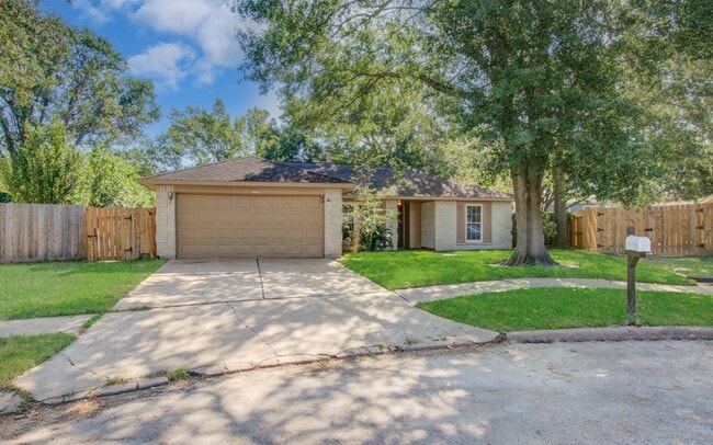 Primary Photo - 10402 Eagle Glen Dr
